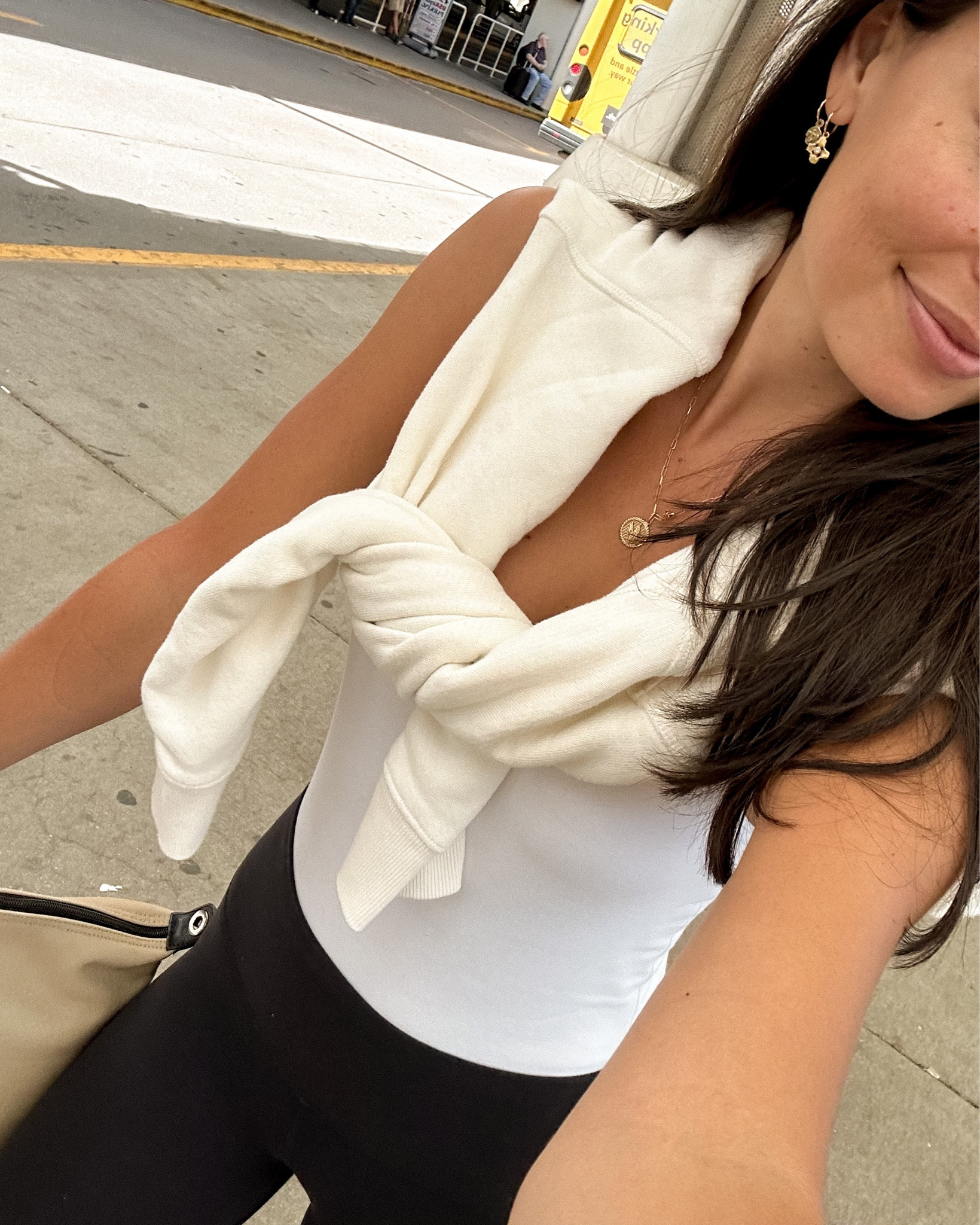 Kat Jamieson wears a summer travel outfit to the airport. 

#LTKSeasonal #LTKtravel