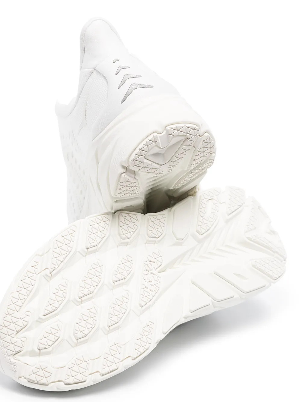 Clifton 8 low-top sneakers | Farfetch (US)