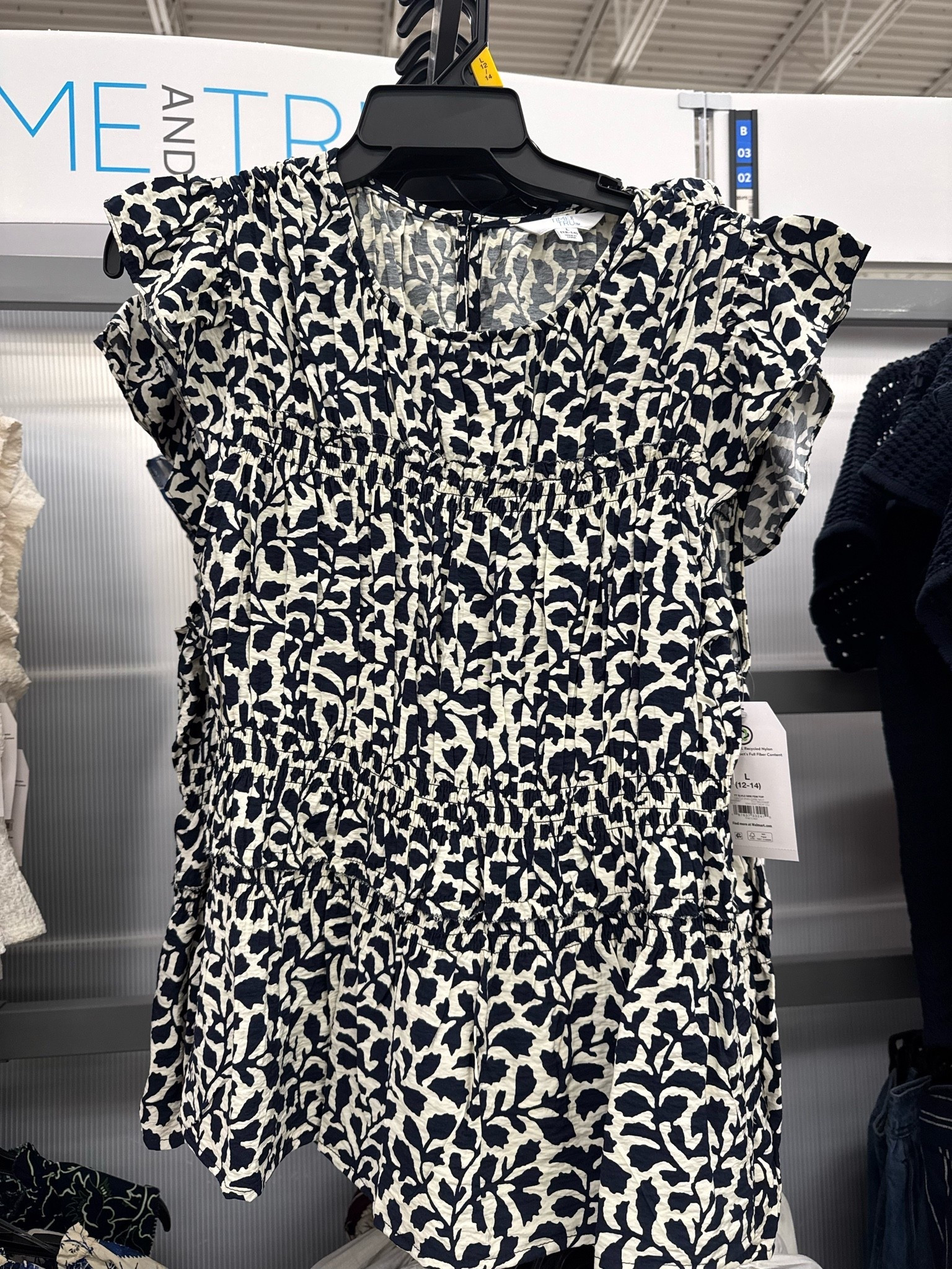 Walmart✨ Time and Tru Women's Sleeveless Smocked Top with Ruffle Trim, Sizes XS-XXXL

#LTKootd #LTKWorkwear #LTKTravel
