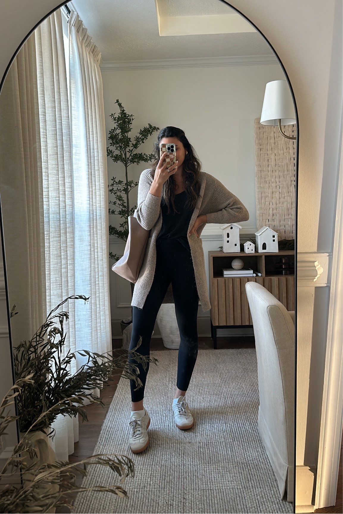 Oversized arched mirror at a GREAT price! 71x32 size!!!


Mirror- outfit/ casual fit/ arched mirror 

#LTKstyletip #LTKbeauty #LTKitbag