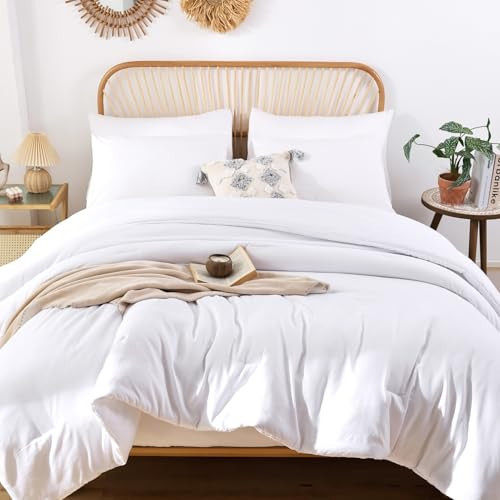 ROSGONIA Twin/Twin XL Comforter Set for College Girls Boys White, 1 Boho Comforter & 1 Pillowcase, Lightweight Kids Comforter All Season Dorm Bedding | Amazon (US)