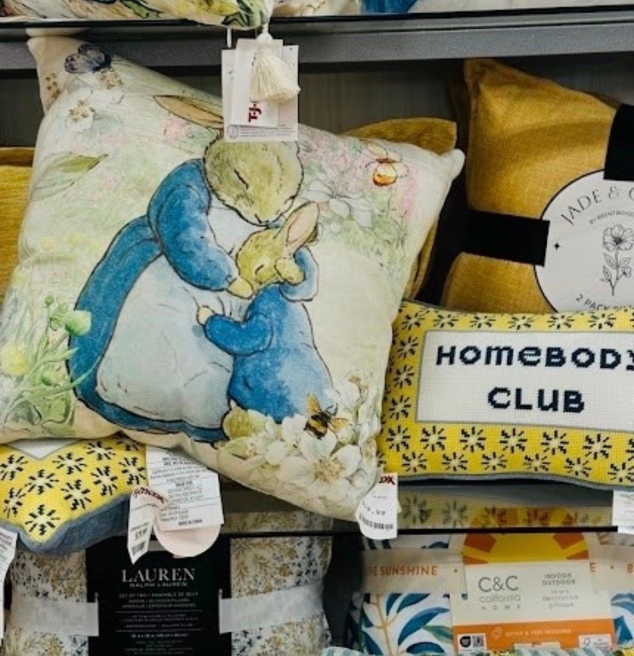 Every bunny needs a little comfort. 🐰☁️Found the most darling Peter Rabbit collection and some "Homebody Club" essentials today. These pillows are perfect for adding a touch of spring whimsy to your nook.
#HomeGoodsFinds #TJMaxxHaul #PeterRabbit #NurseryDecor #SpringAesthetic

#LTKmomlife
