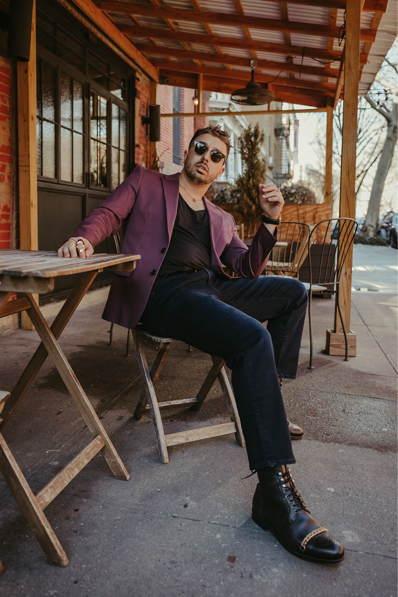 I didn’t think I’d ever be this guy, but pairing a blazer with a tank for spring is working for me right now.

The lower neckline from the tank is a little sexier and the @express blazer adds some color! (Color for spring? Groundbreaking) #ExpressPartner #ExpressYou #ltkit

As someone who isn’t in formalwear a lot, these kinds of elevated casual outfits give my blazers a chance to see the sunlight.

In a scale of nah to I would try that, where are you at?

📸: @iamdanielvictor

Follow my shop @threadability on the @shop.LTK app to shop this post and get my exclusive app-only content!

#liketkit 
@shop.ltk
https://liketk.it/42A57

#LTKSeasonal #LTKmens #LTKunder100