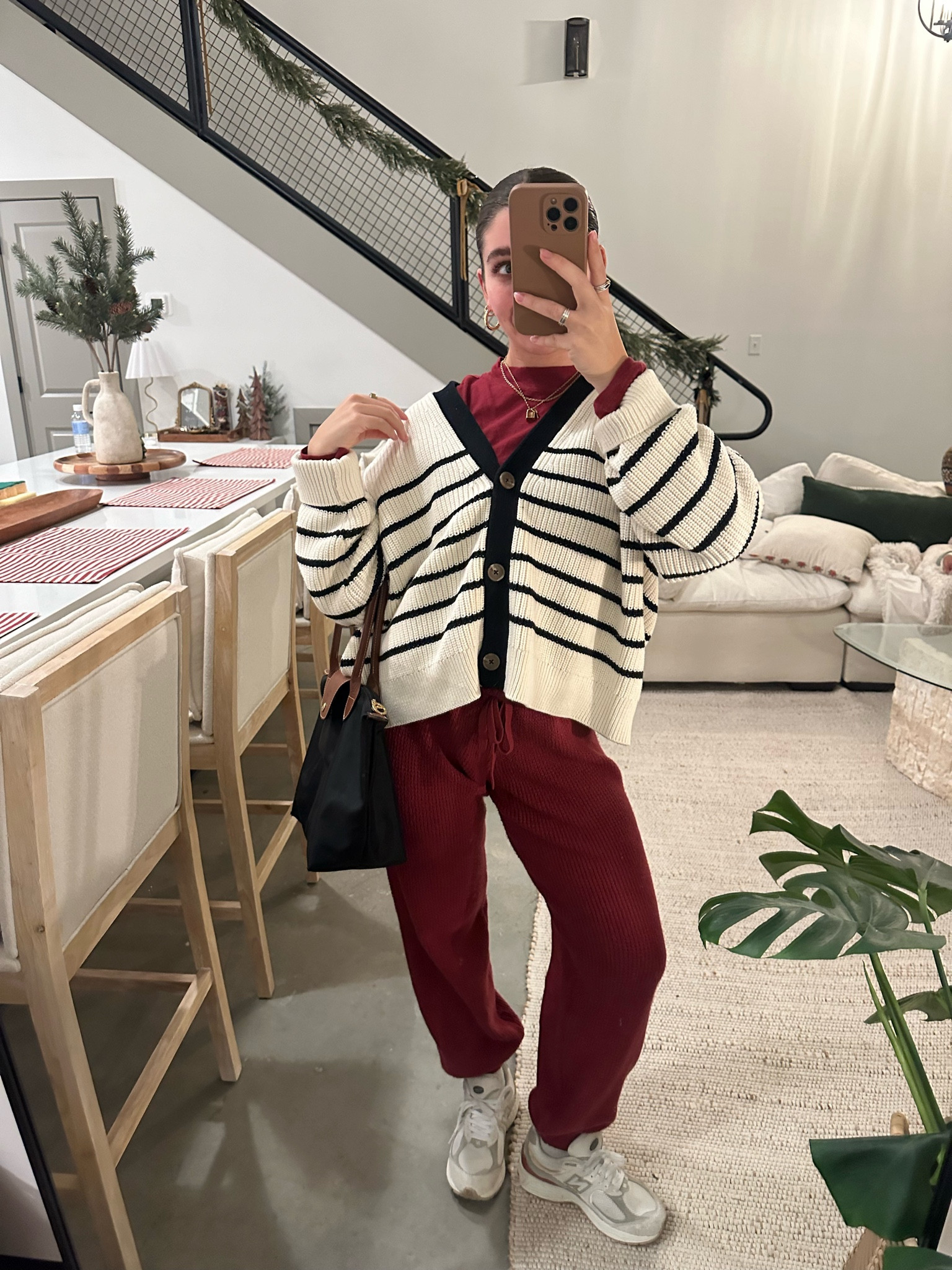 coziest set + oversized sweater duo🌟 Sweater- size L 
Pants- size s
Long sleeve- size xs 


#LTKHoliday #LTKGiftGuide #LTKSeasonal