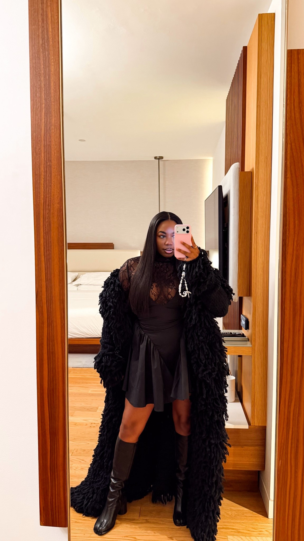 perfect winter/holiday going out fit. so fun and festive playing with textures 

dress: house of CB valentina dress
fur coat: fumi the label 
boots: maison margiela 
lace top: revolve 


#LTKHoliday #LTKStyleTip