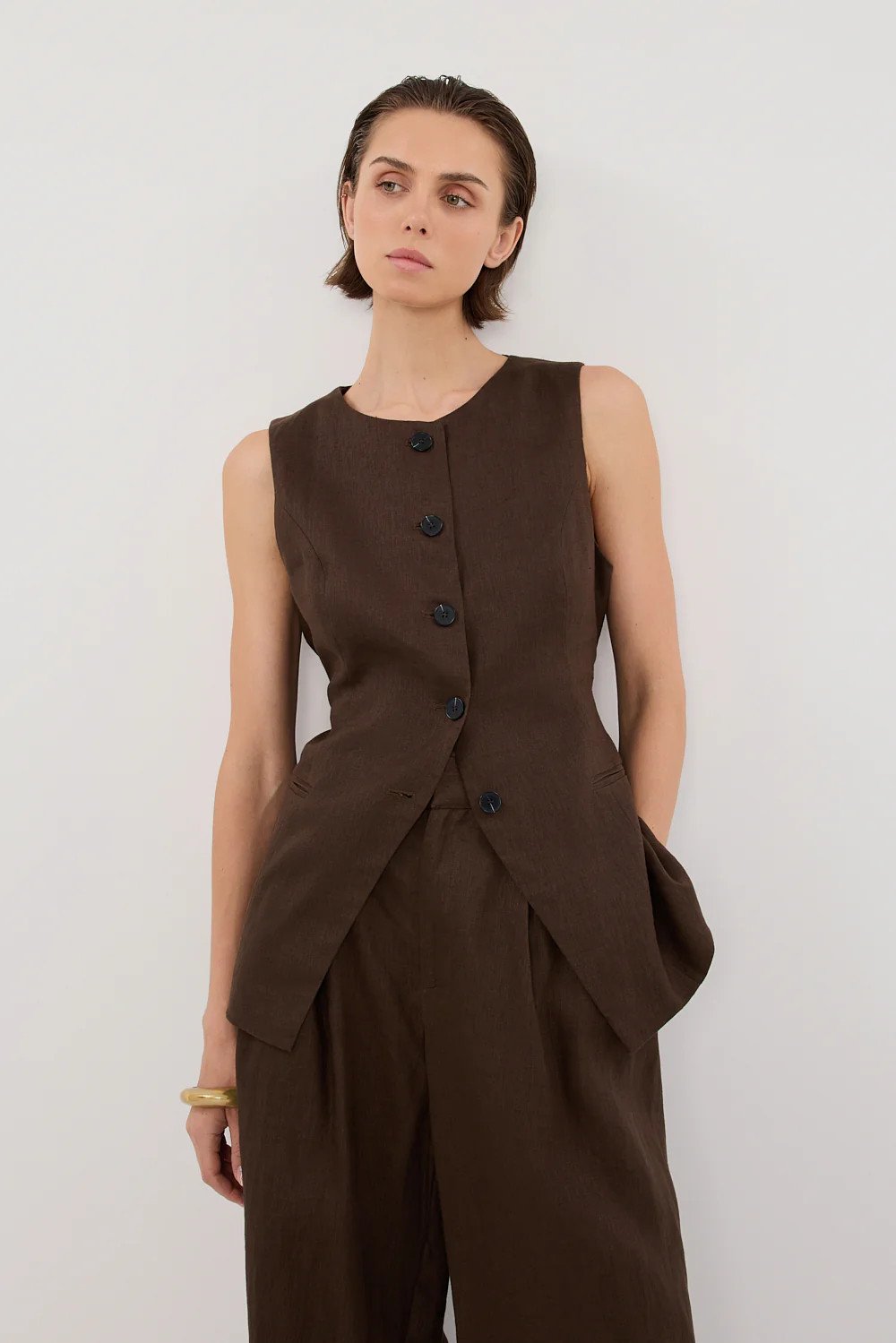 ALESSIA BITTER CHOC LINEN VEST | DISSH