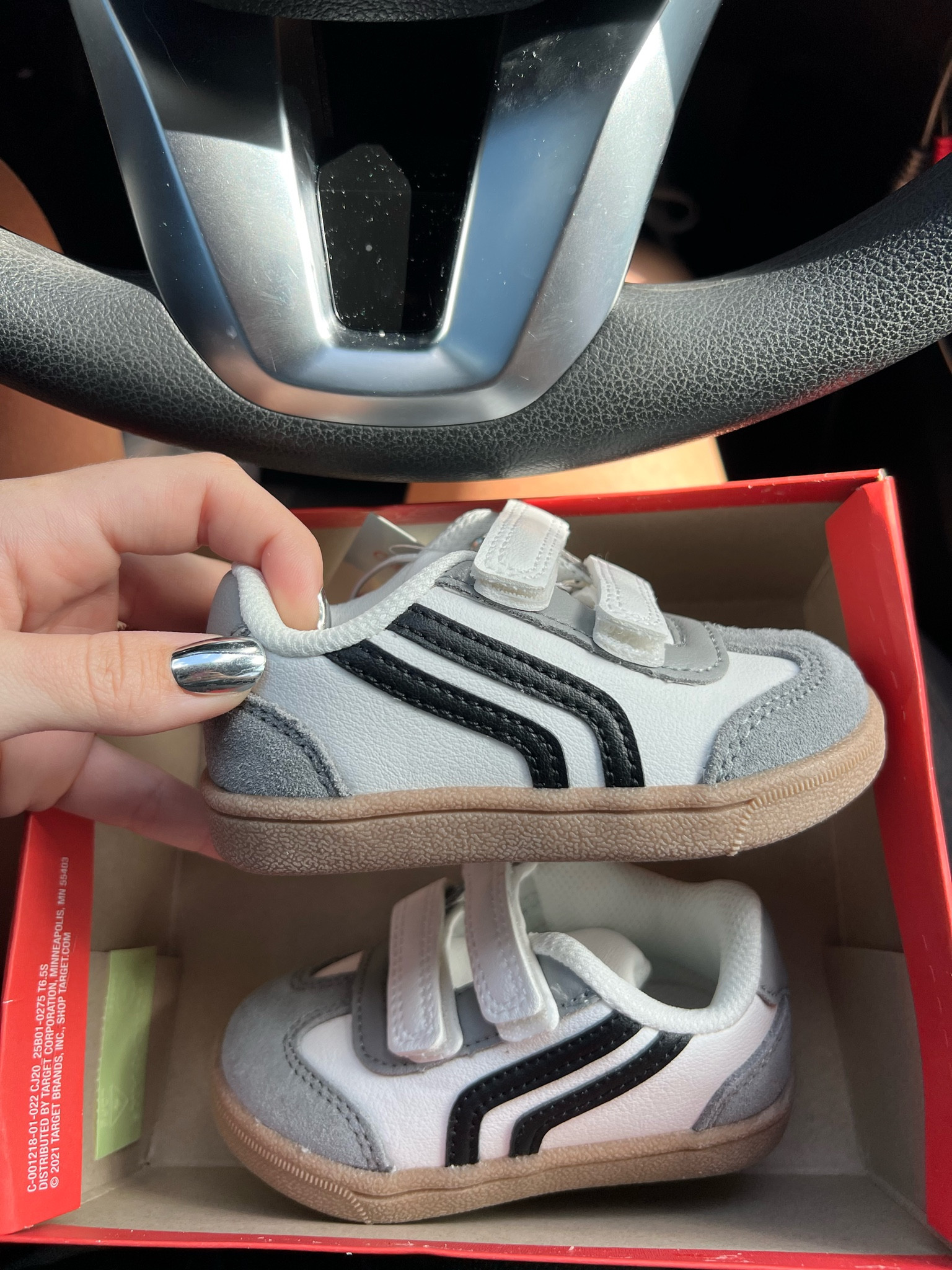 Cutie lil toddler/kid sneakers, currently 30% off! 

#LTKKids #LTKBaby #LTKStyleTip