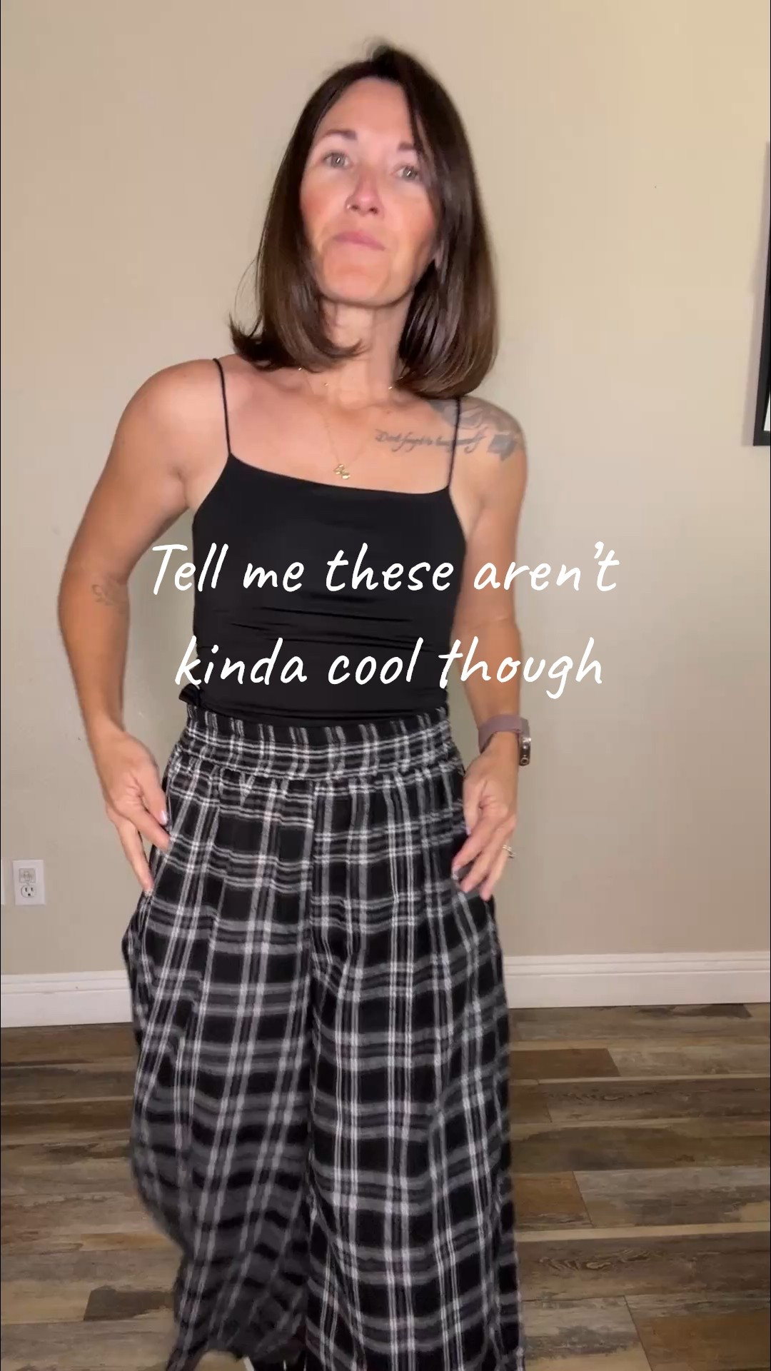 These pants were a maybe at first… and now I’m low-key obsessed 🤍
Comfy, flowy, and way more versatile than I expected. Proof that stepping outside your style box is worth it sometimes.

Paired it with an open crisscross back top and my favorite platform Vans for an easy, everyday look.

#EverydayOutfits
#ComfyChic
#CasualStyle
#MomStyle
#EverydayMomStyle
#CasualMomLook
#SpringStyle
#EffortlessStyle
#RelaxedFit