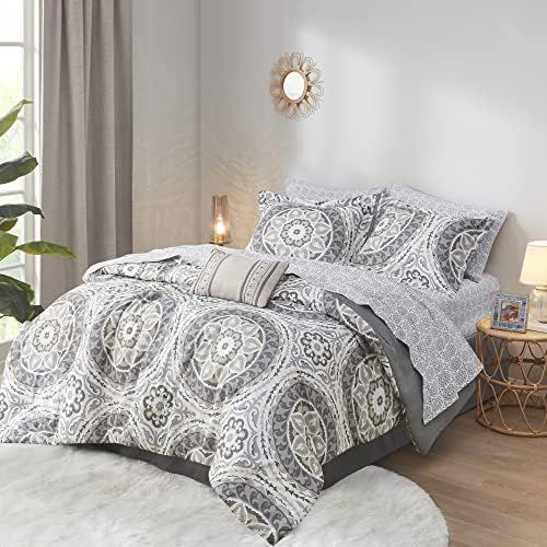 Madison Park Essentials Serenity Bed in a Bag Comforter, Medallion Damask Design All Season Down ... | Amazon (US)