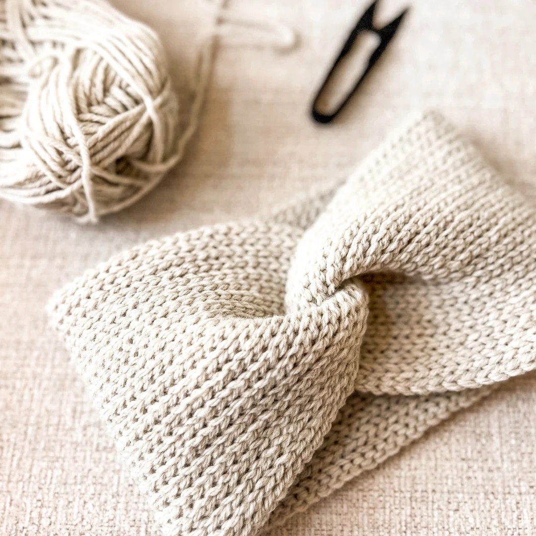 Crochet Earwarmer Pattern: Twisted Turban Headband (PDF Download) - Etsy | Etsy (US)
