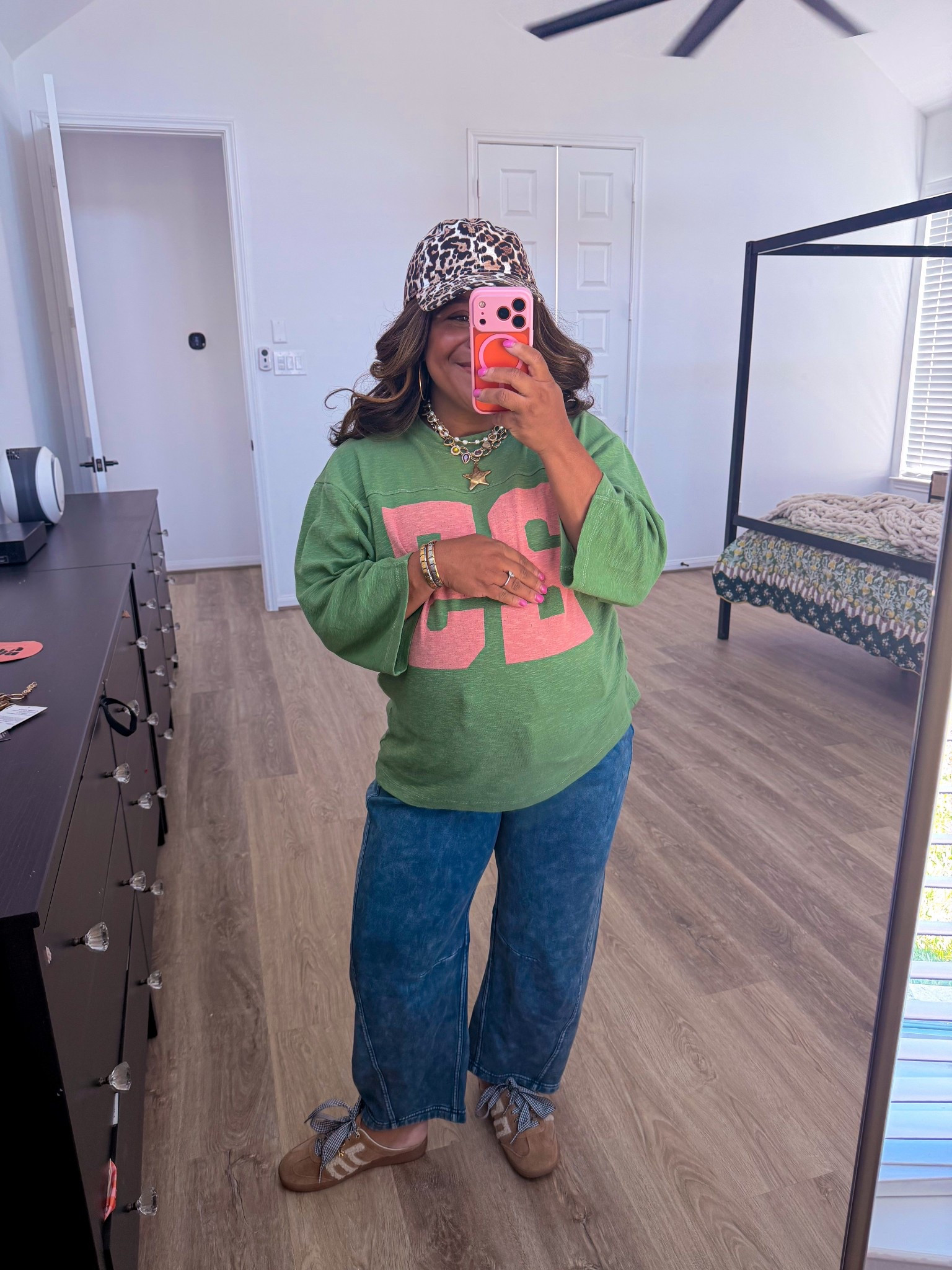 THE BEST PANTS: bump friendly, postpartum + great for moms! These jeans are actually SWEATPANTS and they’re so comfortable! I’m wearing a medium! 

#LTKBump #LTKFindsUnder100 #LTKSaleAlert