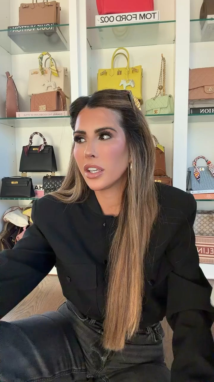 eBay Live events at https://on.ltk.com/+Ycr9fD4tc9tzNti5ludu9g

I’ll be tuning into “Luxury Timepieces” at 4pm this Thursday 8/19! https://on.ltk.com/+WHfQwxcRvBjrsYRfppARZg

#LTKstorytime #LTKSaleAlert #LTKdayinmylife