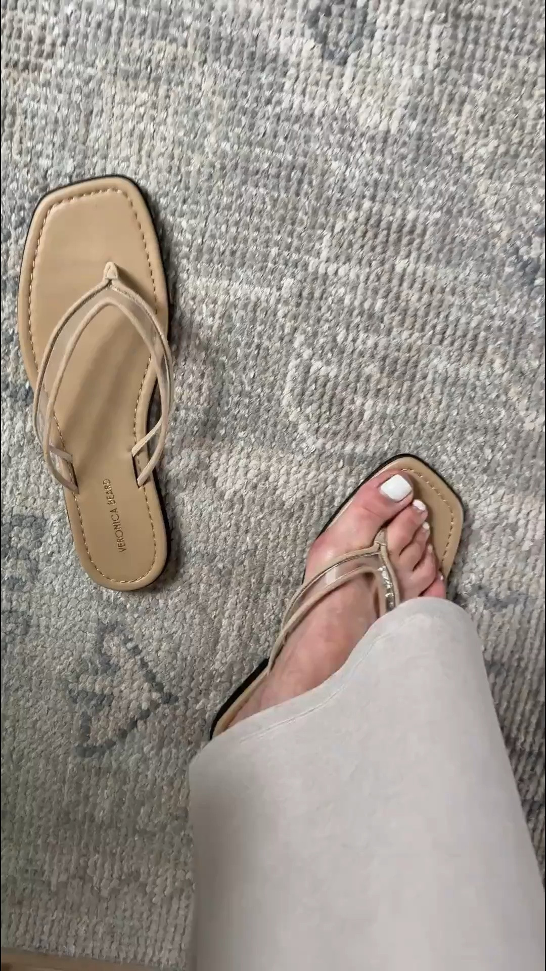 Neutral flip flops for summer, beach vacation, comfy chic, summer shoes, nordstrom finds, annabbrstyle

#LTKOver40