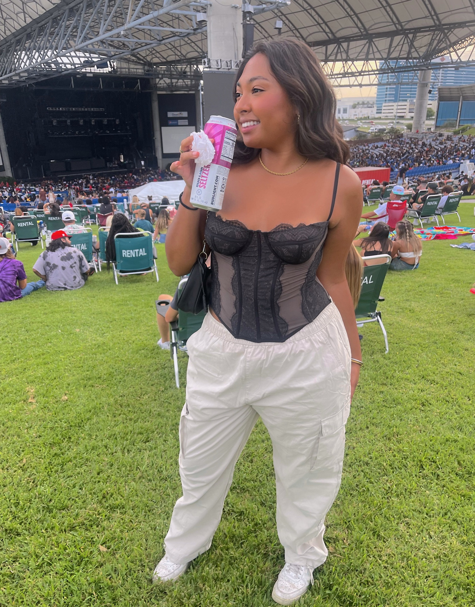 My outfit for the Chris brown concert!! 

#LTKunder50 #LTKstyletip #LTKunder100