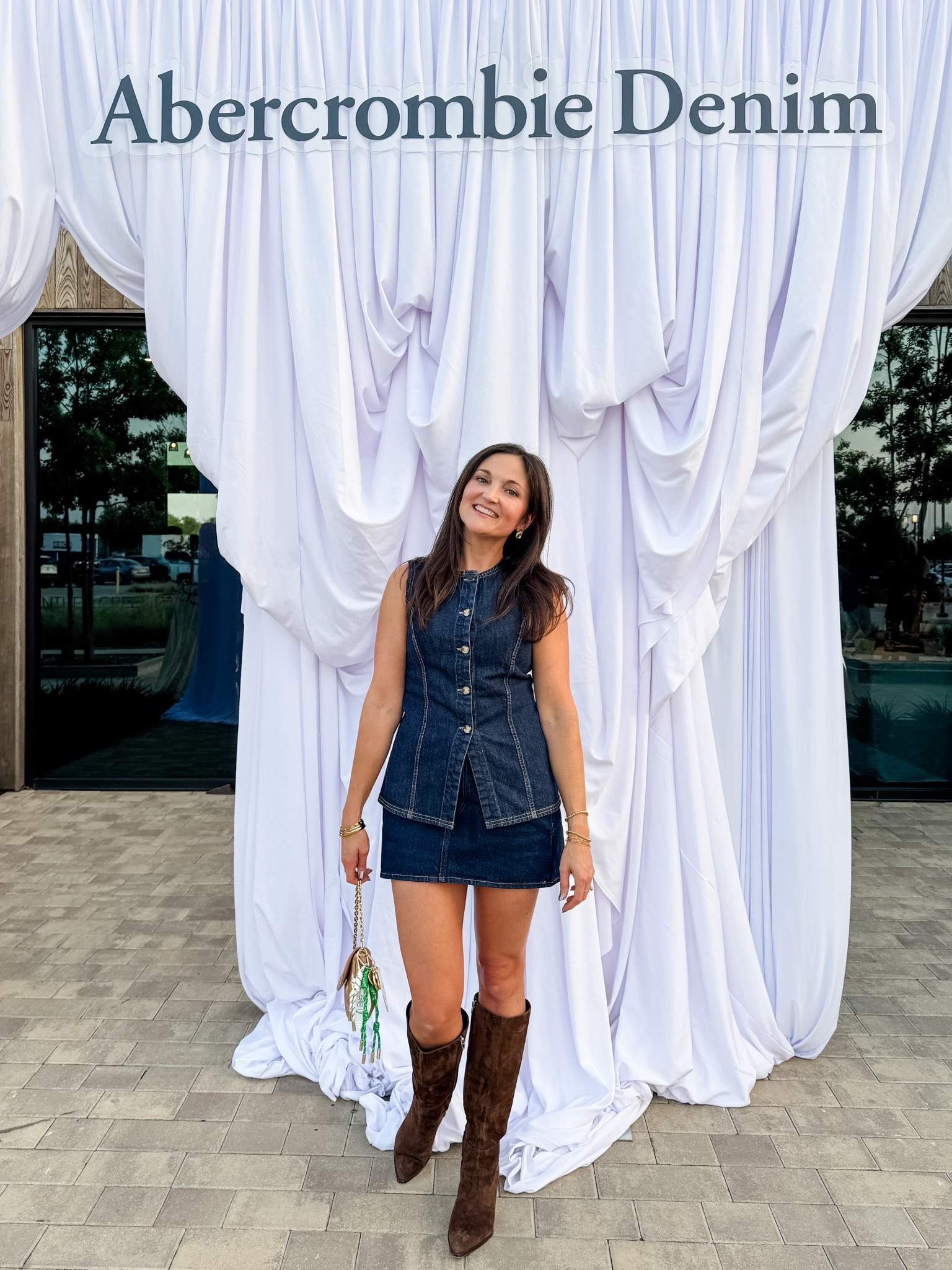 Abercrombie denim party at LTKCon.

#LTKSeasonal #LTKSaleAlert #LTKCon