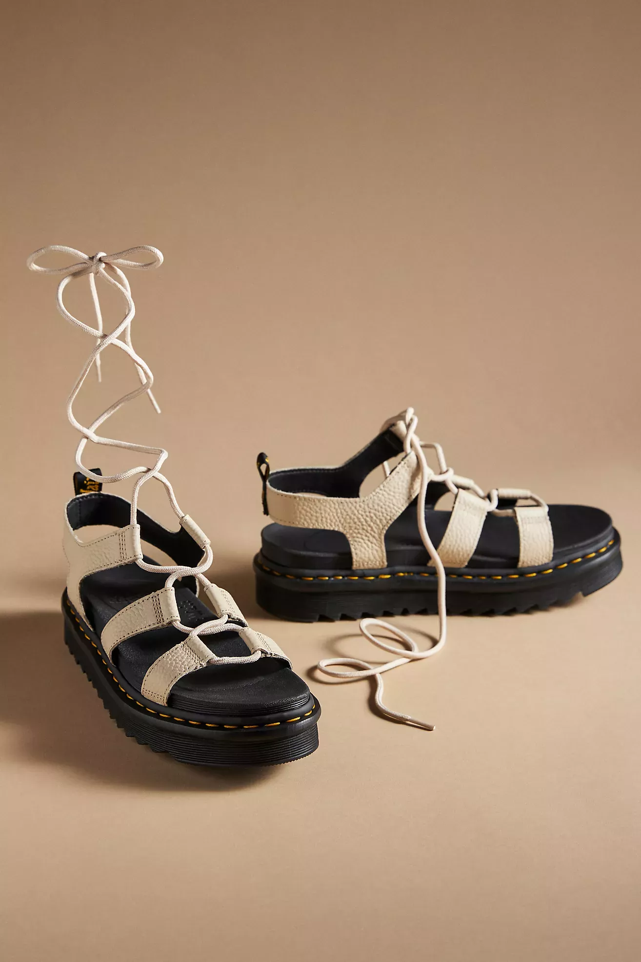 Dr martens hot sale nartilla gladiator