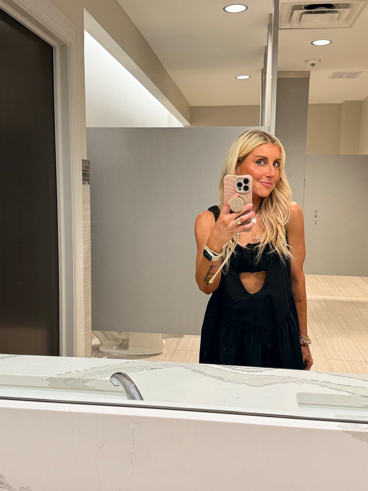 My spray tan girlies know 