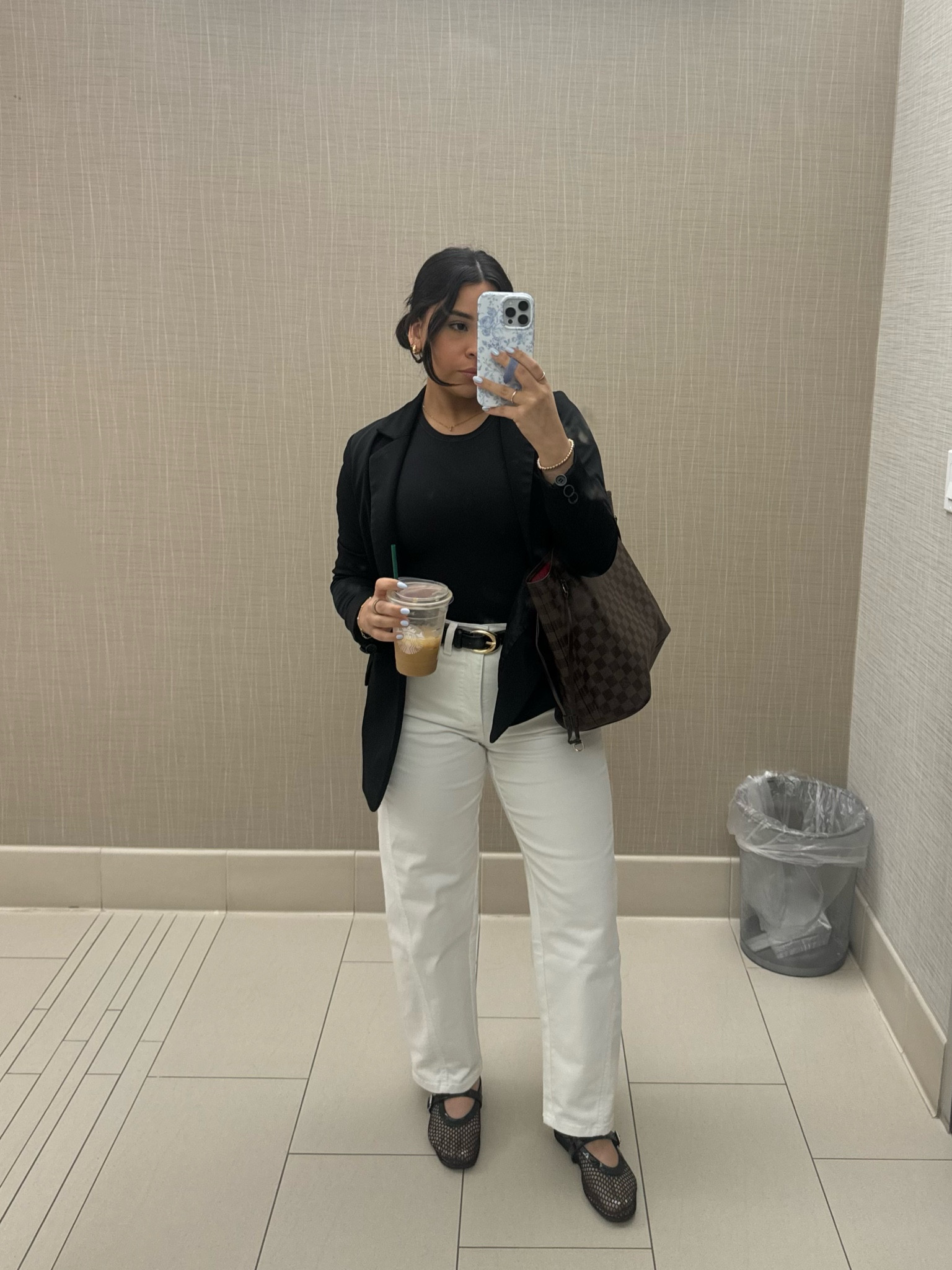 Business casual outfit idea 
White barrel jeans: 0 
Black seamless tee: small 
Black blazer: small
Black mesh flats: 6.5 
Black belt 
Neverfull tote bag 

#LTKPetite #LTKWorkwear #LTKStyleTip