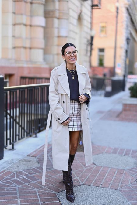 Christine Andrew x The Drop collection with Amazon Fashion ✨

Fall style; fall fashion; amazon fashion; plaid skirt; tan trench; Christine Andrew 

Sizing:
Plaid skirt- XS
Trench- M or L
Brown pullover- M

#LTKstyletip #LTKSeasonal #LTKworkwear