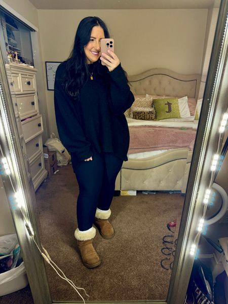 cozy monday vibes 

super casual thanksgiving outfits 