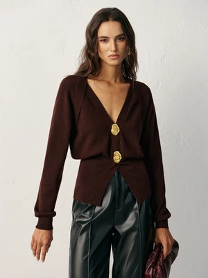 Metal Detail V-Neck Wool Blend Sweater | Commense