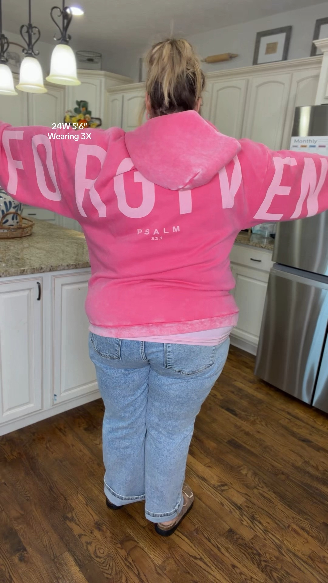 Omgggg the snow wash in this viral GLO hoodie is so soft and comfortable! Plus size friendly - I’m wearing the 3X

#LTKPlusSize