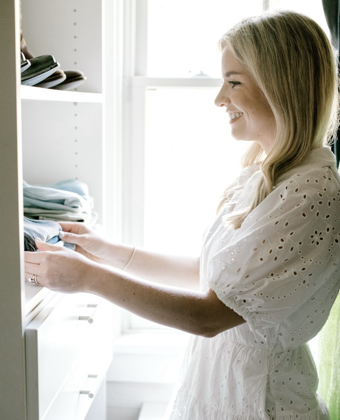 Life is too short to hate your closet! 