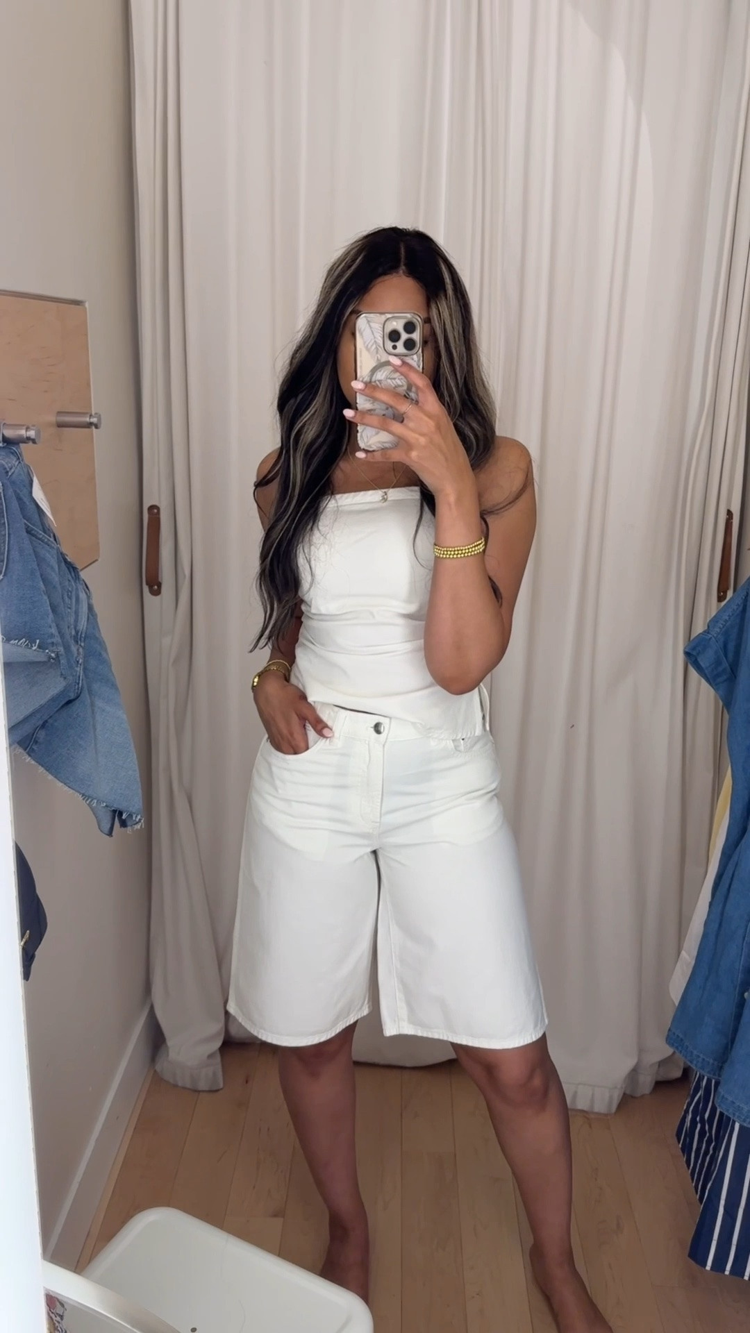 Would you wear these Madewell white Bermuda shorts? Wearing size 27 they’re giving all of the jorts vibes 🤍 size XS in denim tank top

Casual summer outfit relaxed all white outfit trendy trending linen high waist

#LTKxMadewell #LTKSaleAlert