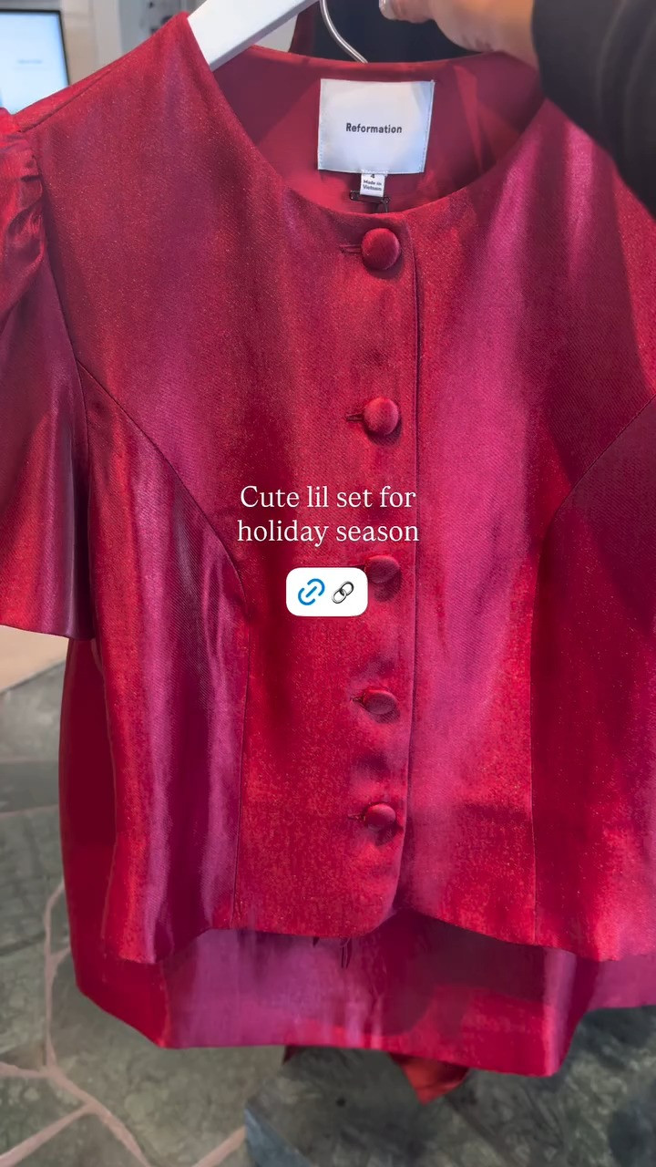Cute lil holiday set 

 #LTKSeasonal #LTKStyleTip
