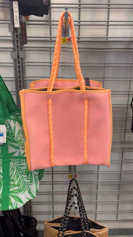 New Walmart bag!

#LTKfindsunder50 #LTKstyletip