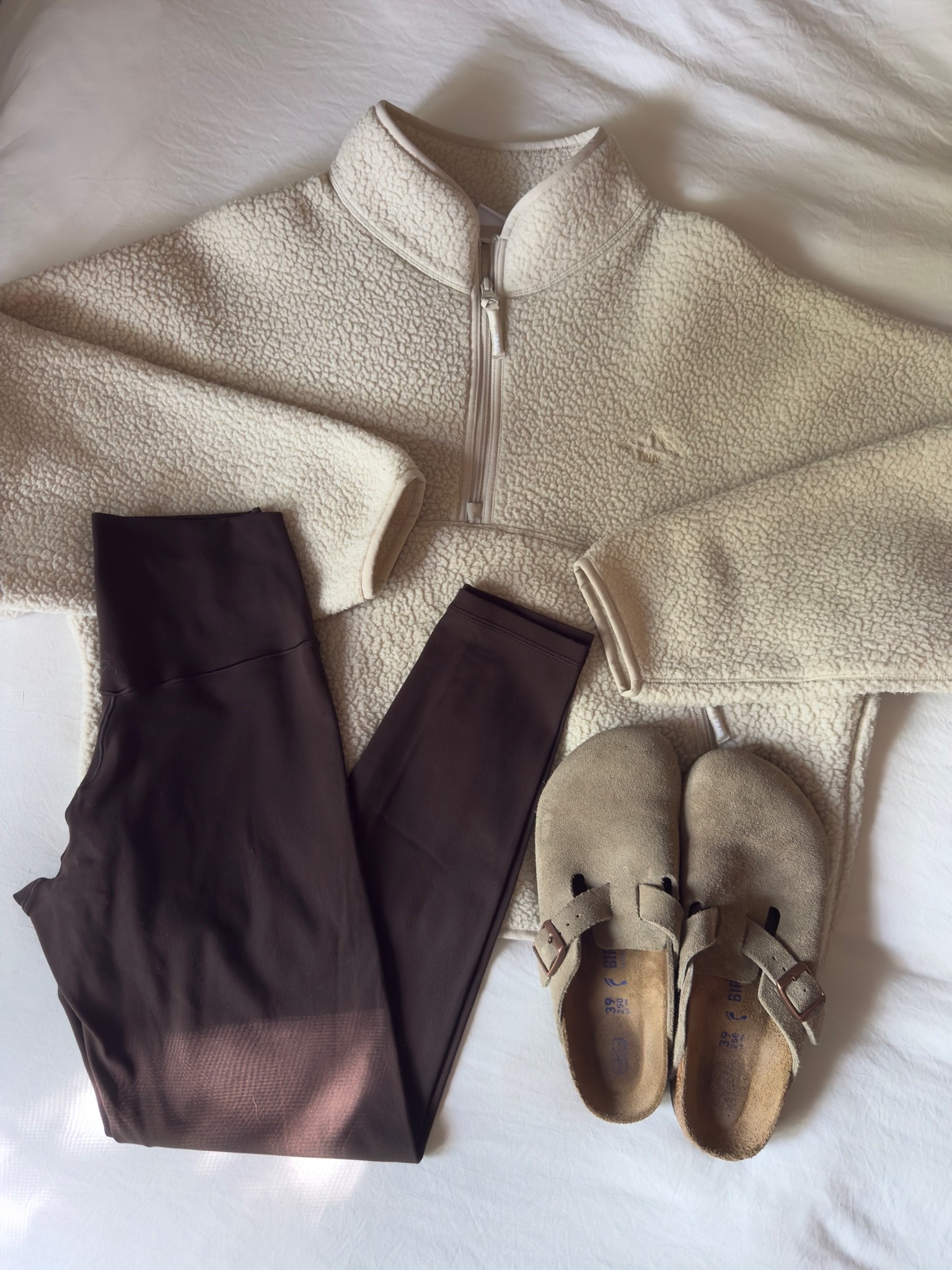 Outfit I can’t wait to wear again this fall! 

#aritzia #fleece #polartec #mullein #comfyoutfit #cozyoutfit #outfitinspo #fallaesthetic #fallfashion

#LTKgrwm #LTKSeasonal
