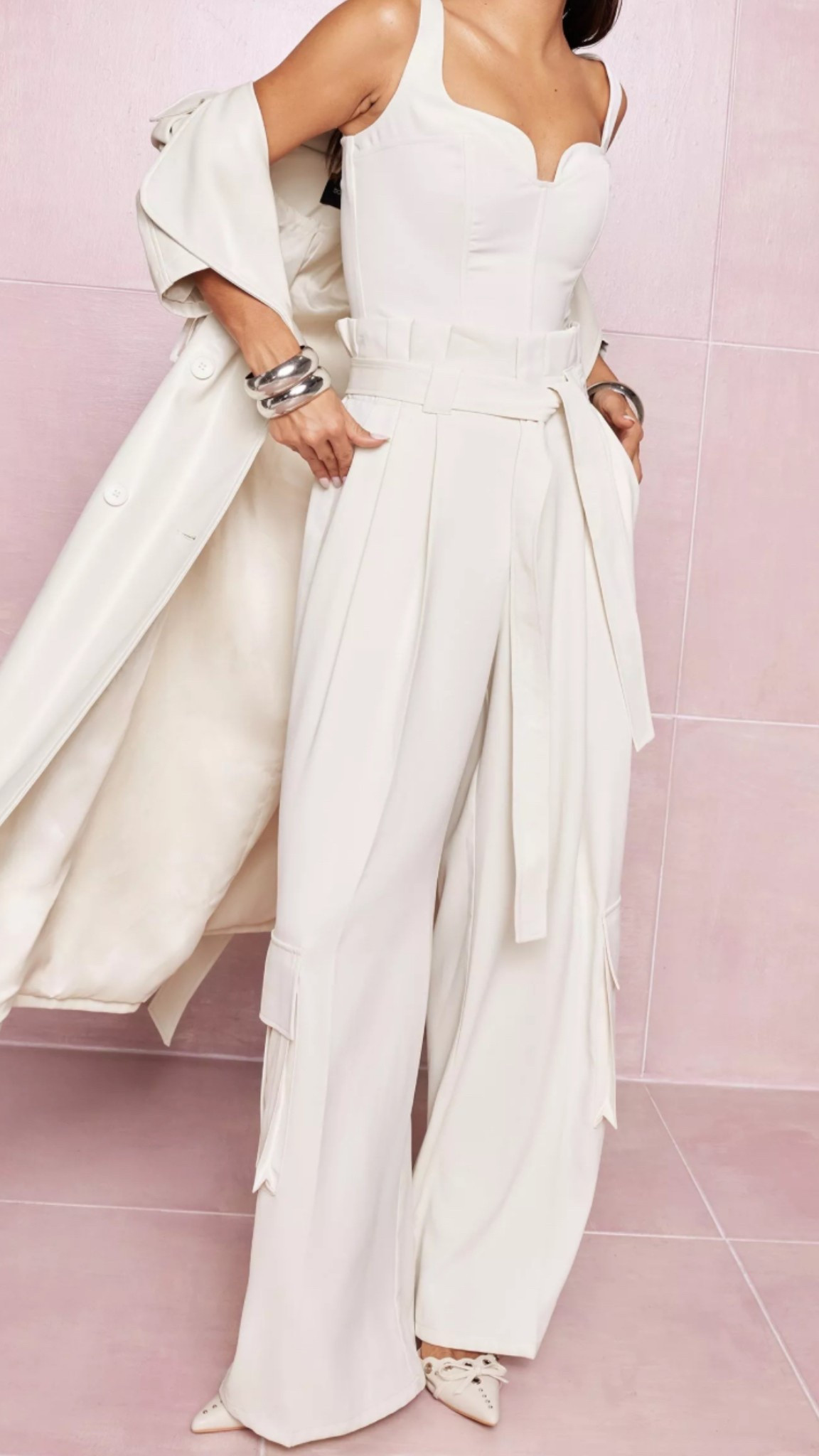 Pants linked from last week’s meeting! So chic and comfy ☺️ Linked some others I own that are on sale as well! 