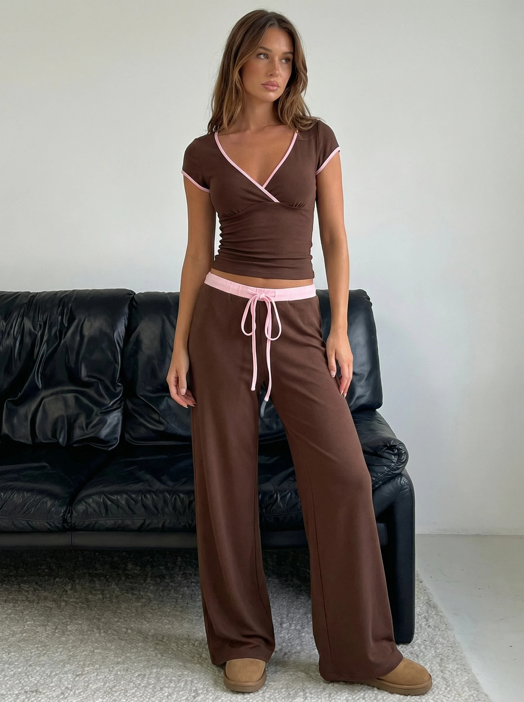 Knit Fabric Cotton-blend V-neck Two Tone Top & Mid Rise Drawstring Straight Leg Trousers Set For Daily Casual | Cider
