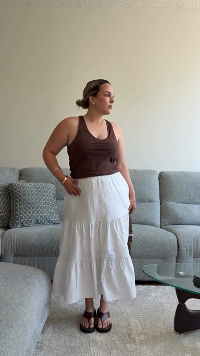 Back recreating another Pinterest outfit on a midsize curvy body! 🖤

Comment “ SKIRT “ for the links to the outfit! 

#midsize #midsizefashion #pinterestoutfit #size12