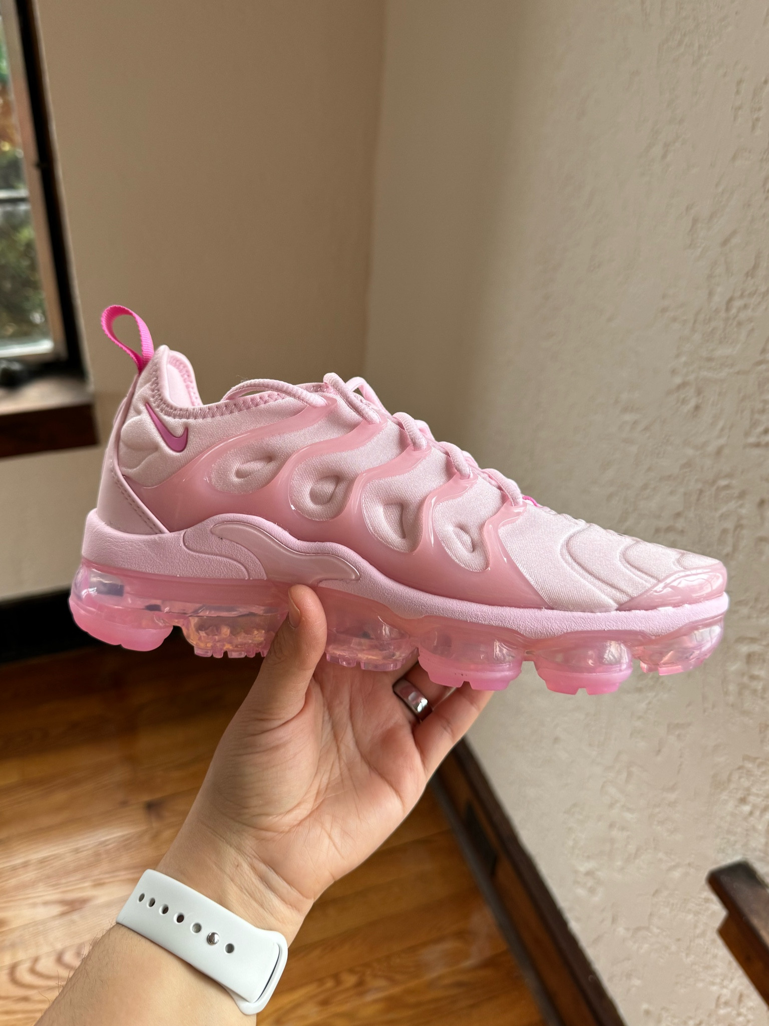 New Nike shoes! So perfect for Valentine’s Day!

#LTKshoecrush #LTKmidsize #LTKstyletip