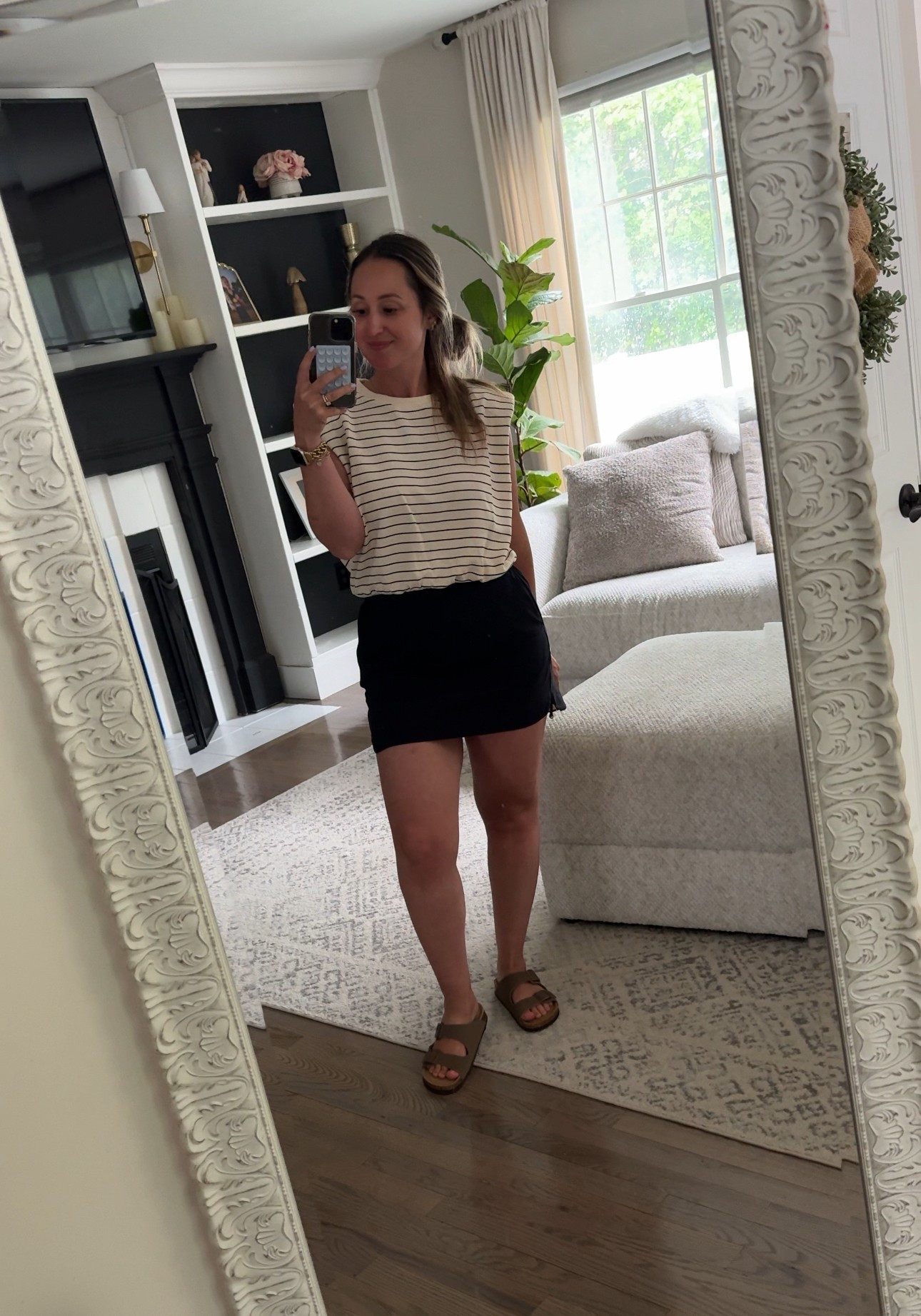 Just trying to look like I have my life together, while still being comfy enough to chase kids and eat my food standing up 🤷🏼‍♀️


Mom style, affordable looks for summer, summer mom outfit, easy every day summer looks

#LTKFindsUnder50 #LTKStyleTip #LTKPetite