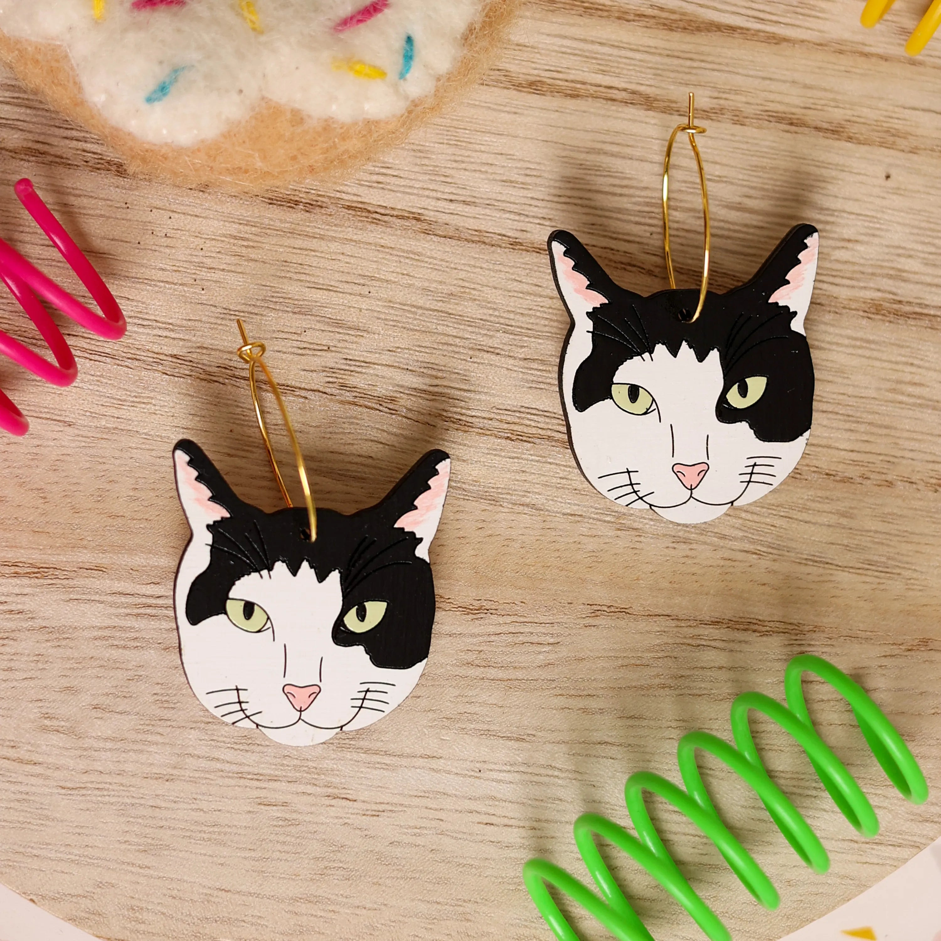 Black and White Cat Hoop Earrings | Le Chic Miami