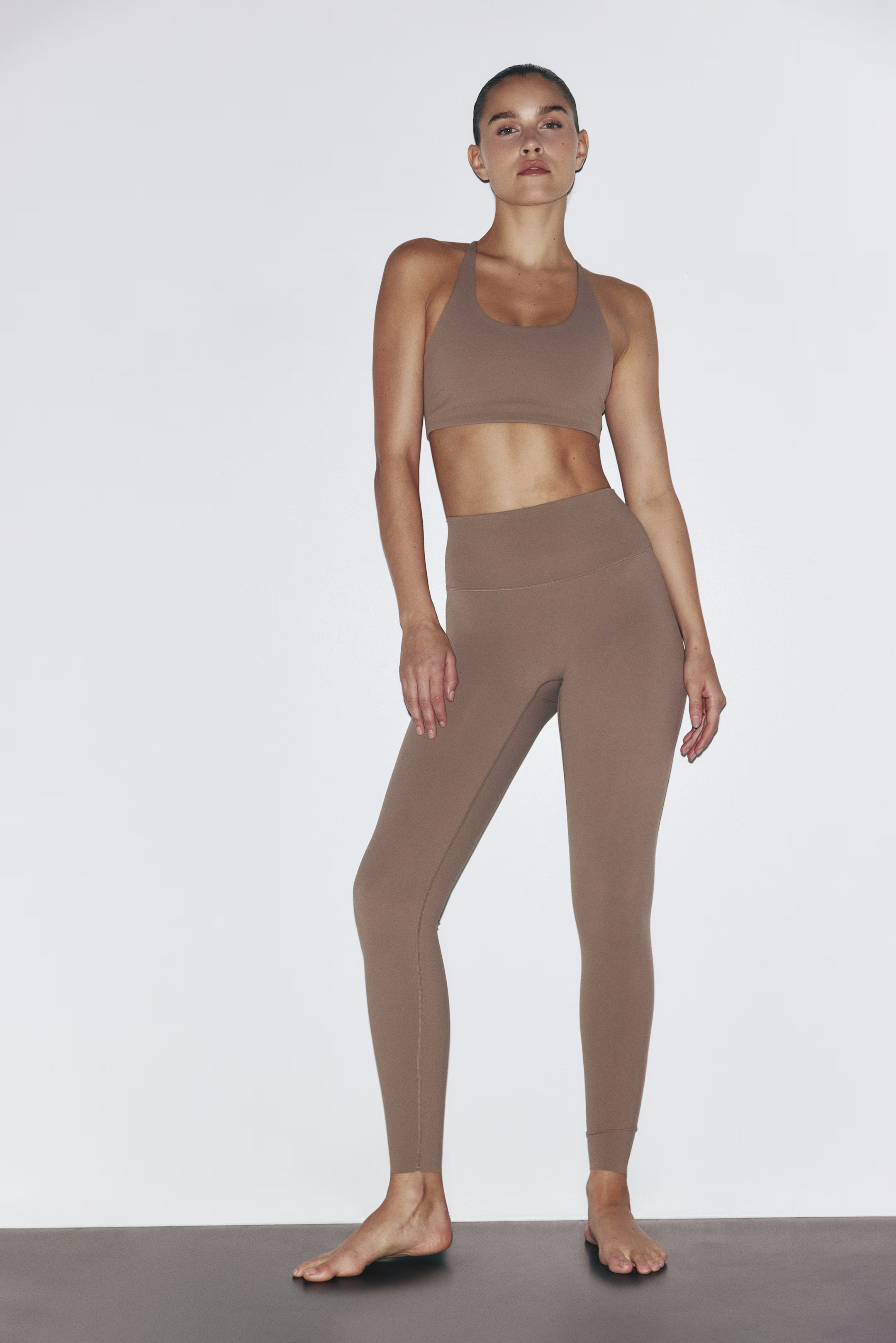 SculptMove™ High-waisted leggings | H&M (UK, MY, IN, SG, PH, TW, HK)