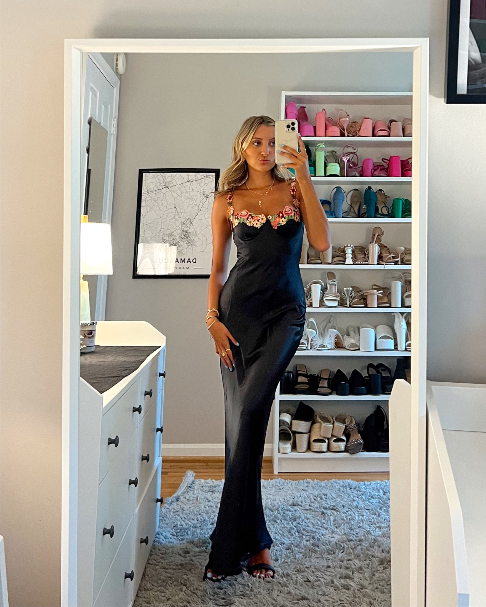 Fall wedding guest dress. Wearing an XS code MCKENZIE for 10% off 