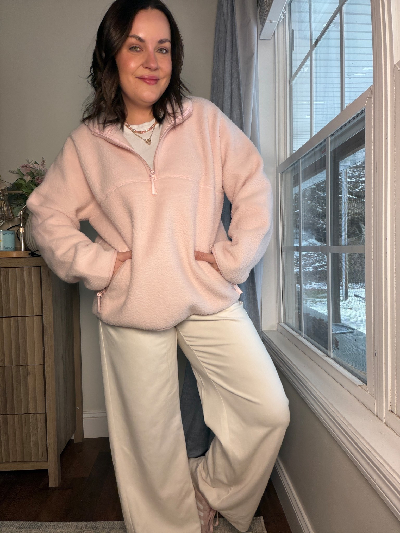 Cozy but cute ✨ Loving this Aritzia-inspired fleece from Amazon paired with comfy pants from Target — the perfect combo for errands, travel, or relaxed weekends. Soft, stylish, and so easy to wear! 🤍

#LTKStyle #AmazonFinds #TargetStyle #CozyOutfit #EverydayStyle #FleeceFits #CasualChic

#LTKdayinmylife #LTKSeasonal #LTKootd