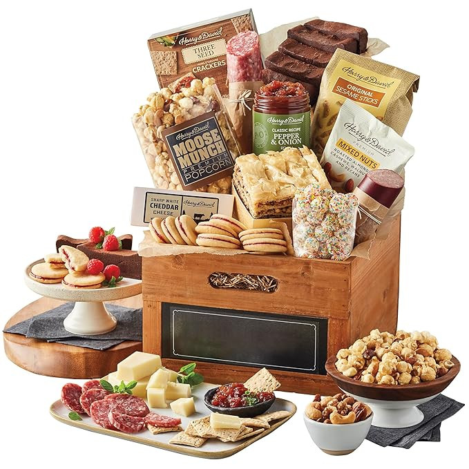 Harry & David Deluxe Everyday Sharing Gift Basket For All Occasions, Food Gift Baskets With Popco... | Amazon (US)