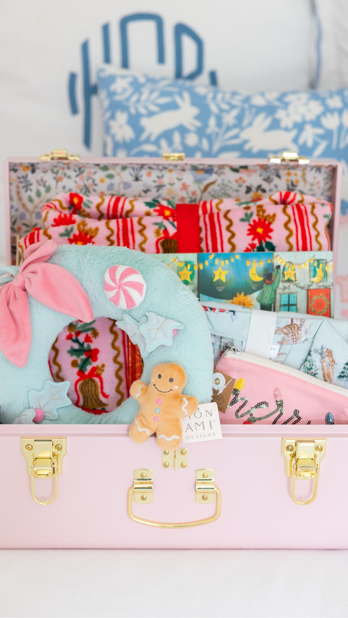 New Christmas tradition… fill these Petite Keep trunks with holiday magic with me

#LTKHoliday #LTKKids #LTKmomlife