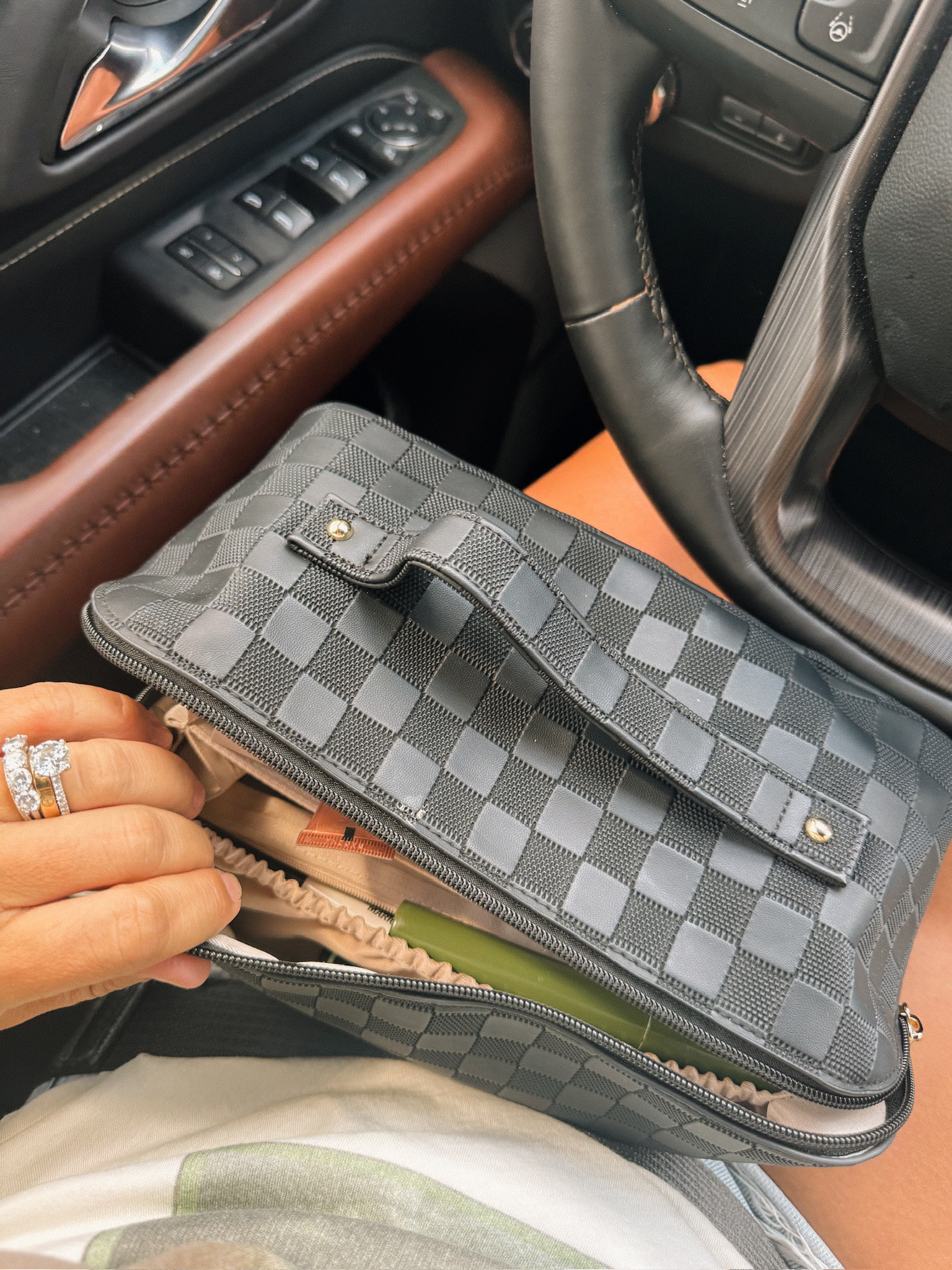 Best makeup bag!

#LTKTravel #LTKBeauty