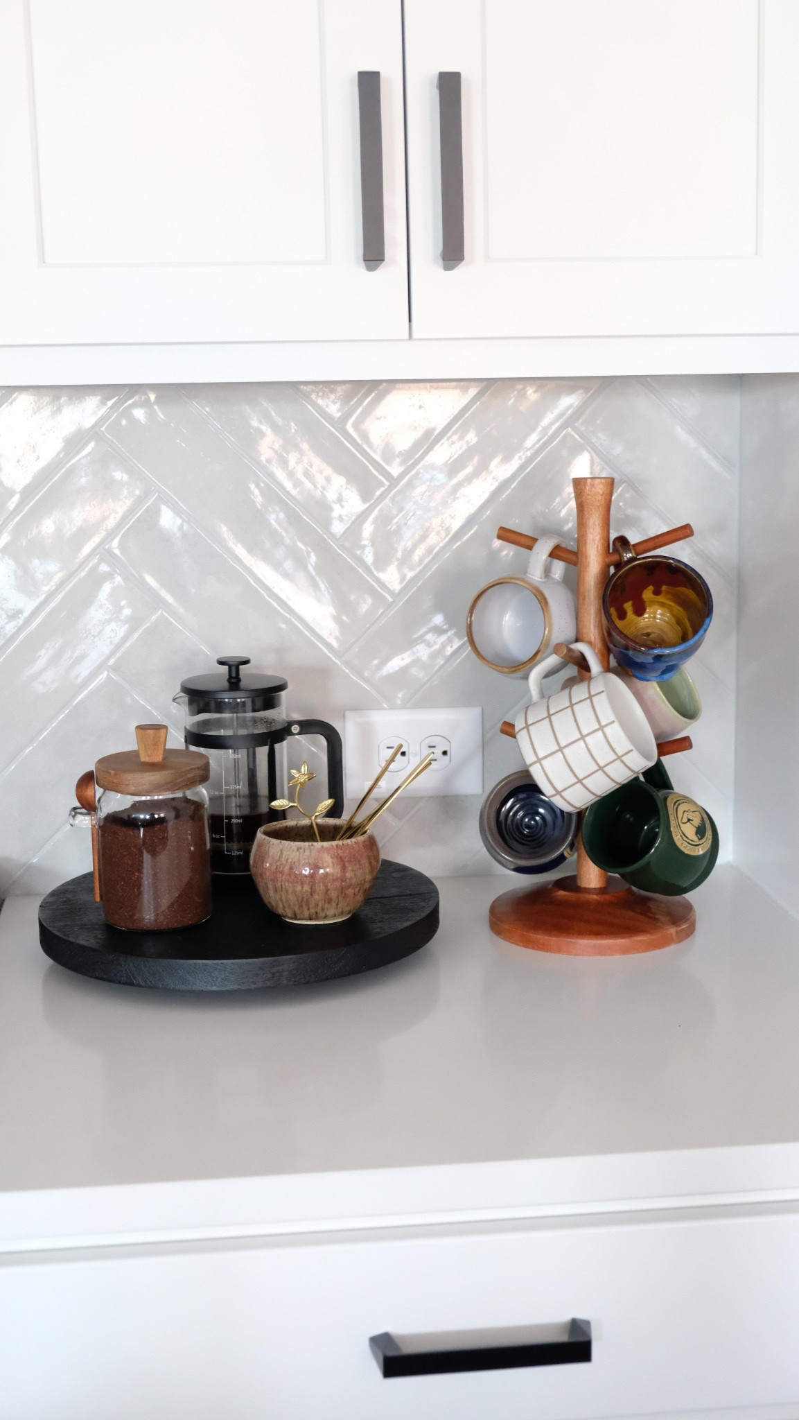 Turning a little counter space into a whole vibe ☕✨ Our new kitchen may be smaller, but this coffee bar is proof that good design (and caffeine) always finds a way!