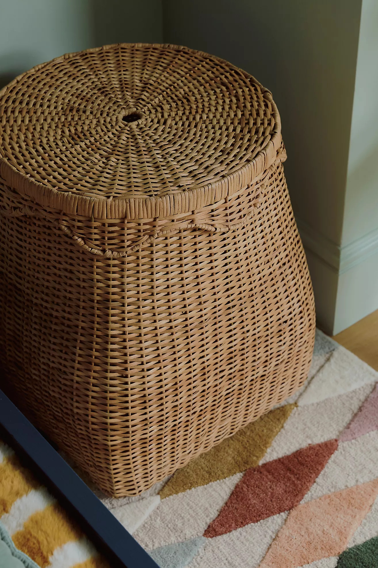Scallop Wicker Lidded Hamper | Anthropologie (US)