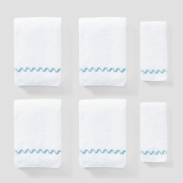 Wave Embroidered Starter Pack (6 pieces) | Weezie Towels