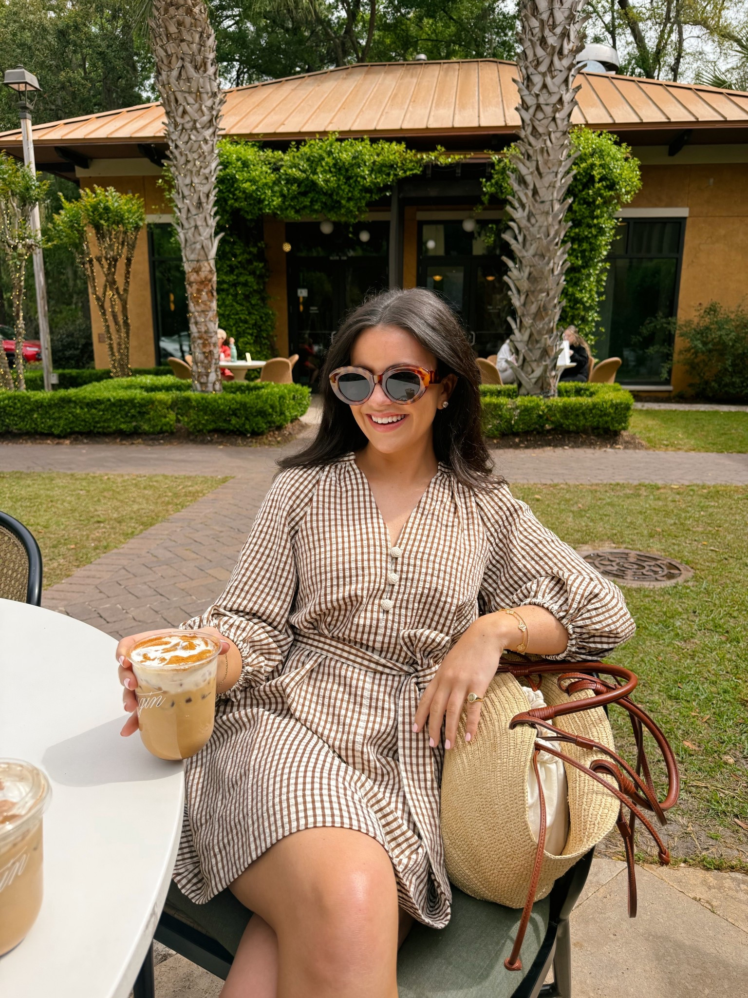 This dress will be on repeat for spring & summer! So easy & versatile! 