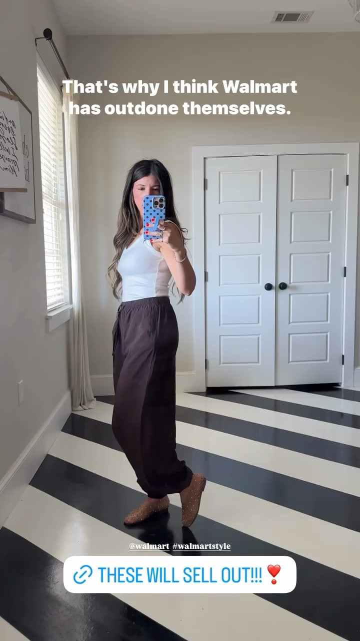 @walmart  #walmartstyle @Walmart bubble pants! Wearing true size xs! They are so soft & comfy!

#LTKootd #LTKOver40 #LTKSeasonal