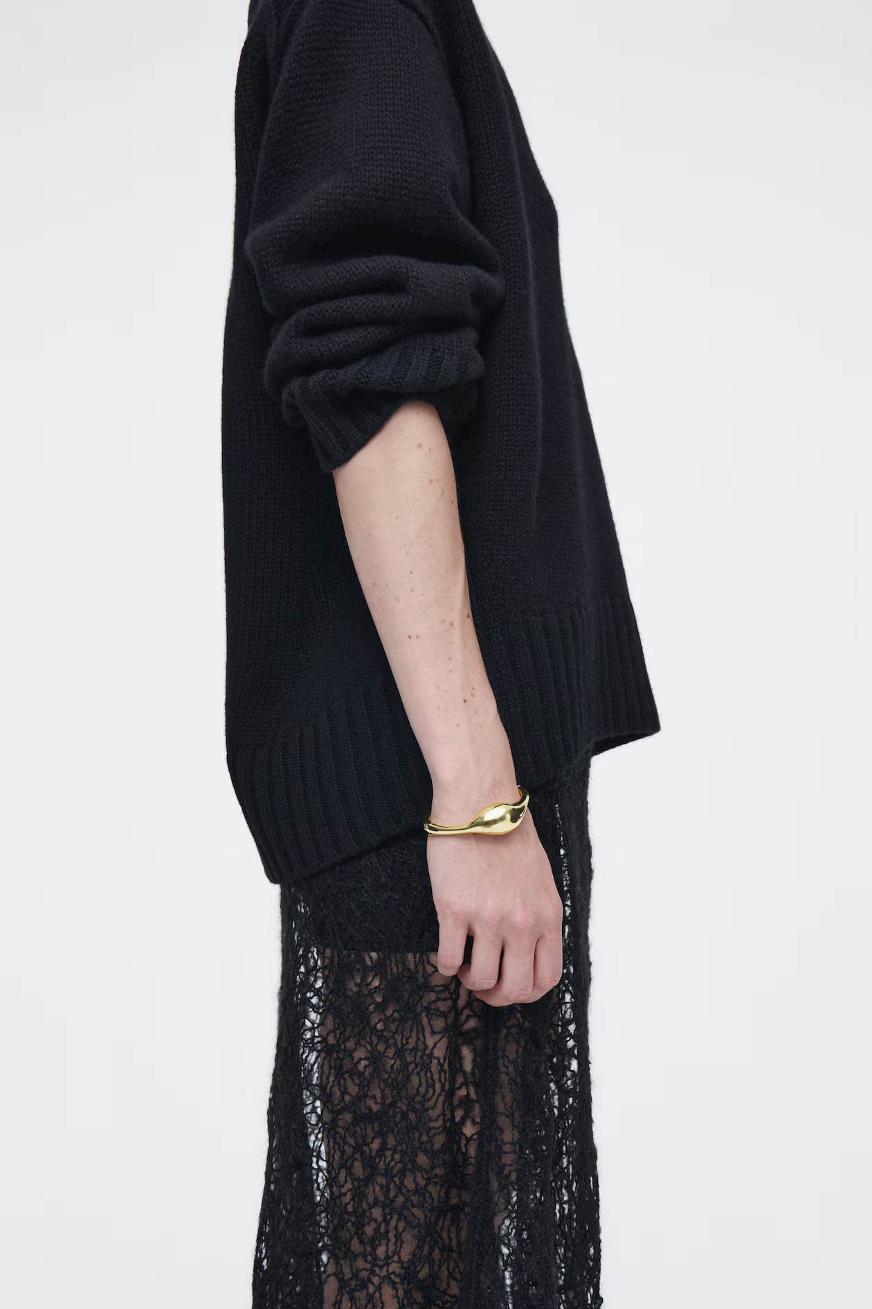DROPLET BANGLE | H&M (UK, MY, IN, SG, PH, TW, HK)
