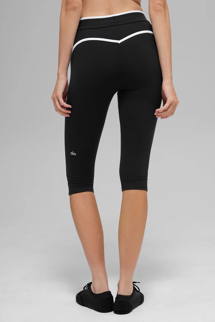 Airbrush High-Waist Race Pace Capri | Alo Yoga (US)
